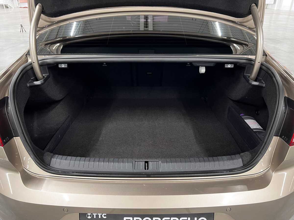 Volkswagen Passat, 2016 - Фото №9