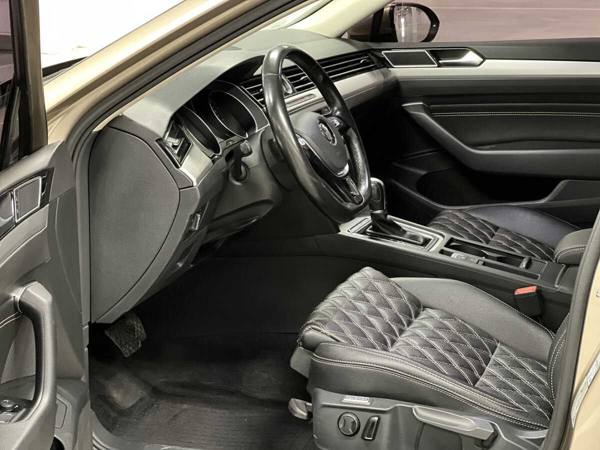 Volkswagen Passat, 2016 - Фото №15