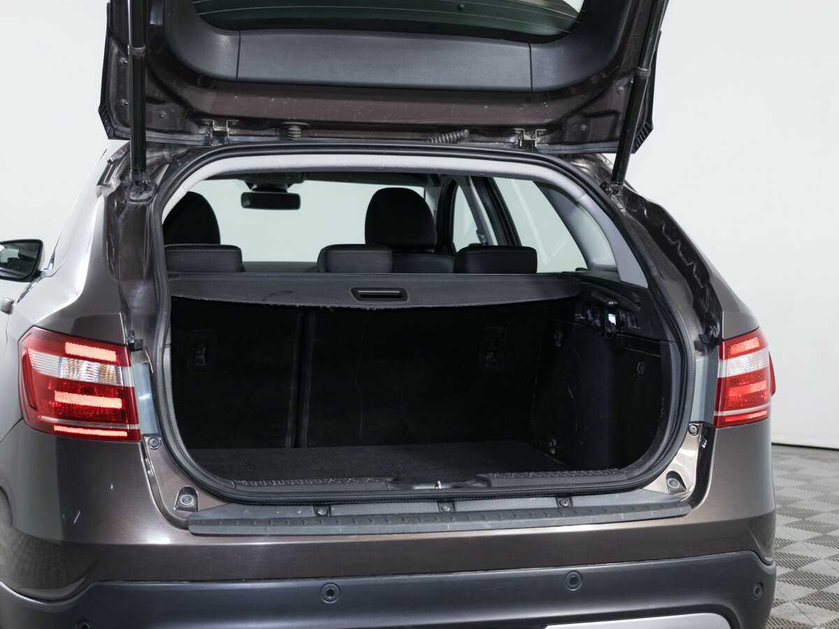 Lada (ВАЗ) Vesta SW Cross, 2019 - Фото №6