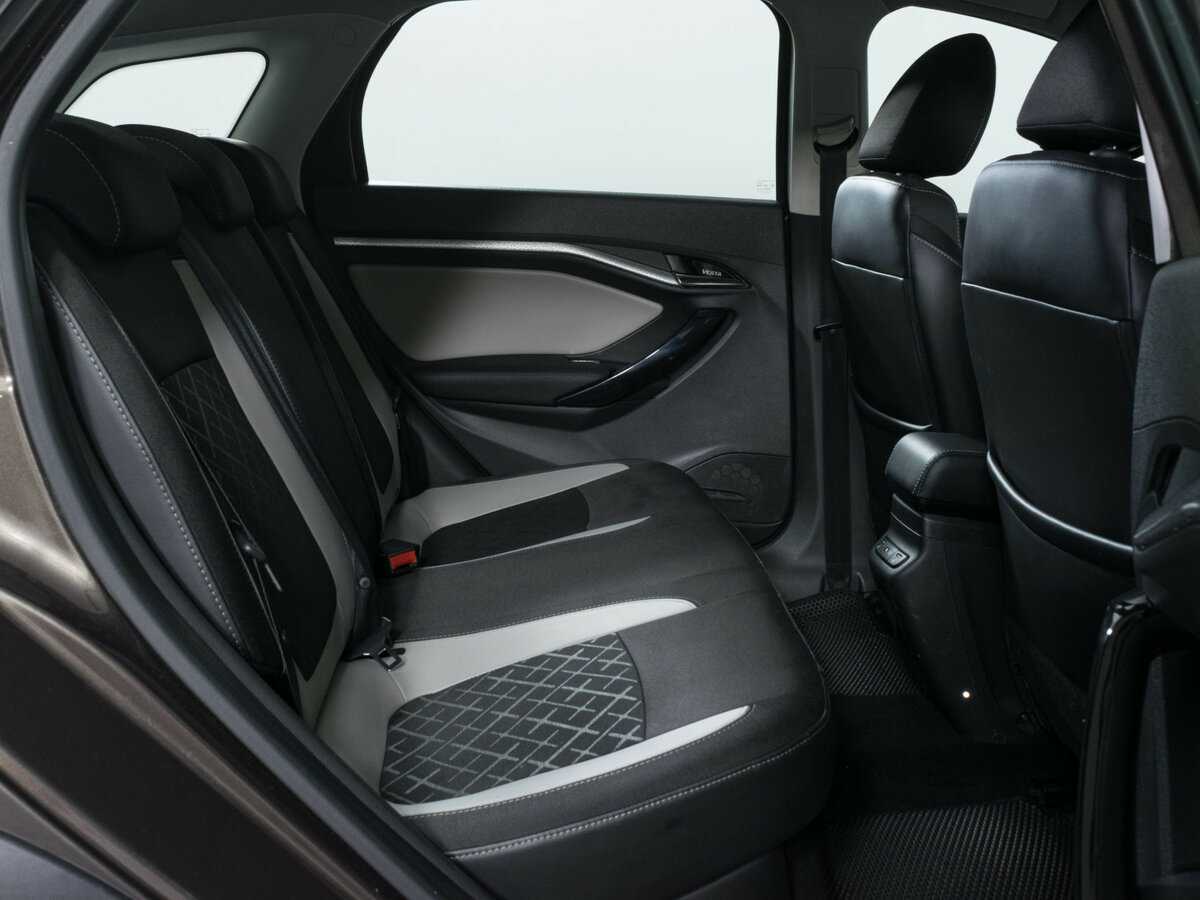 Lada (ВАЗ) Vesta SW Cross, 2019 - Фото №10