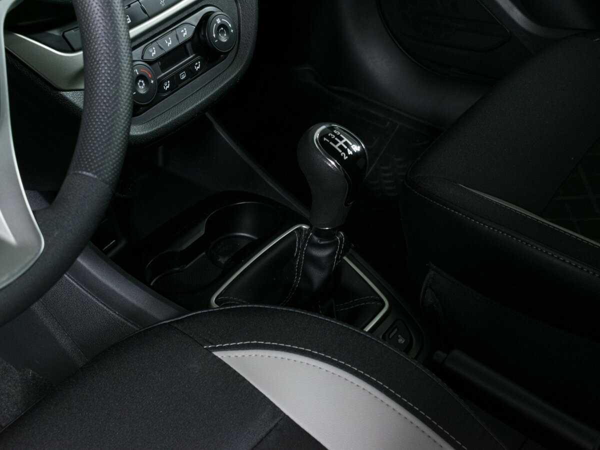 Lada (ВАЗ) Vesta SW Cross, 2019 - Фото №13