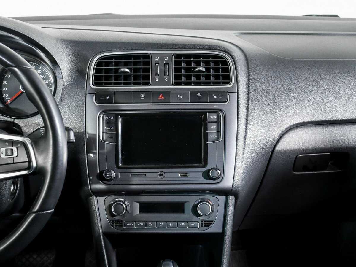 Volkswagen Polo, 2019 - Фото №9