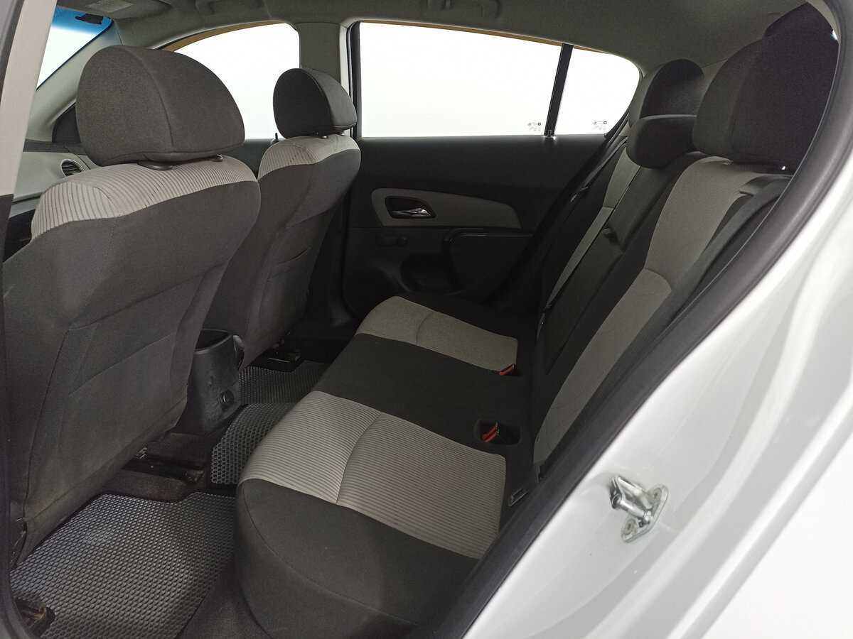 Chevrolet Cruze, 2012 - Фото №10