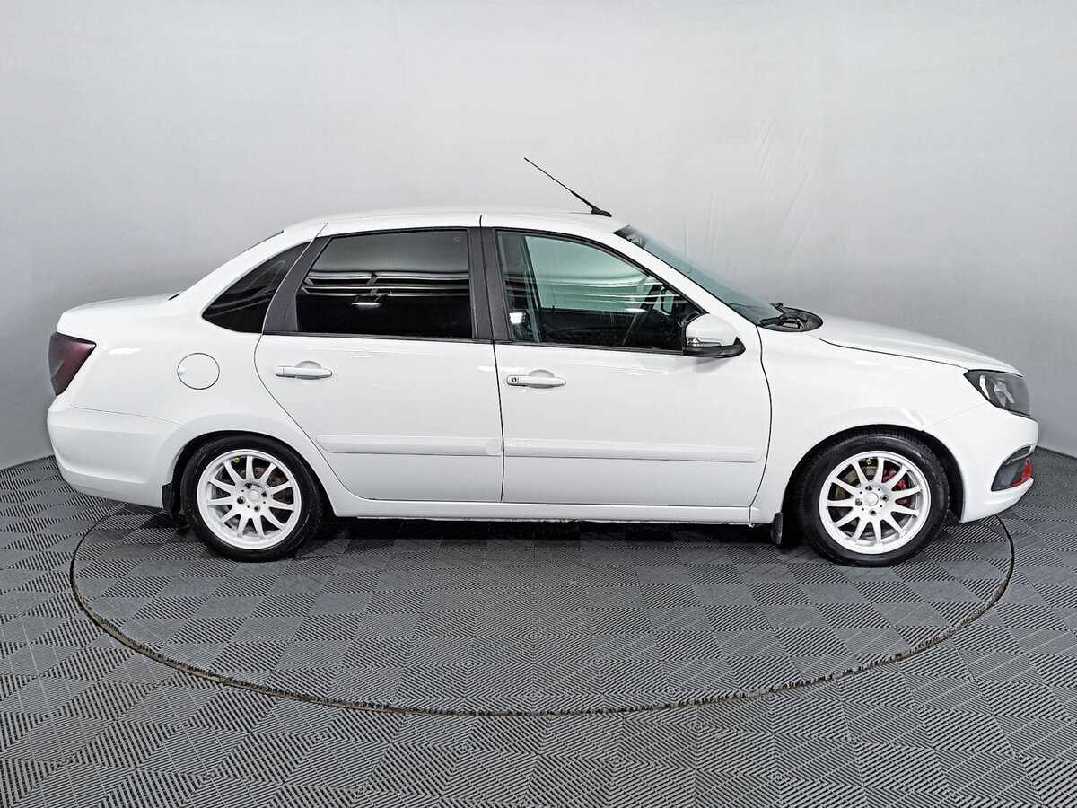 Lada (ВАЗ) Granta, 2020 - Фото №3