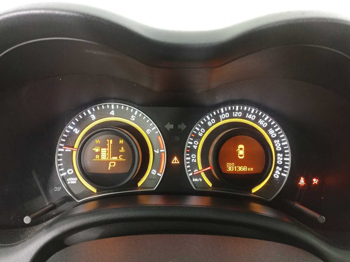 Toyota Corolla, 2012 - Фото №12