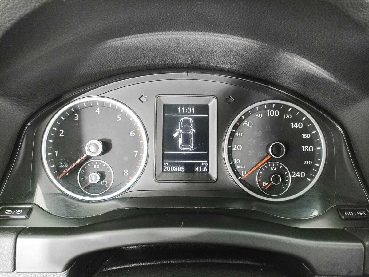 Volkswagen Tiguan, 2013 - Фото №12