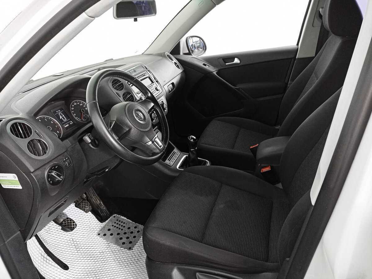 Volkswagen Tiguan, 2013 - Фото №15