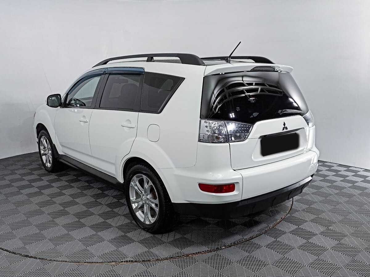 Mitsubishi Outlander, 2012 - Фото №6