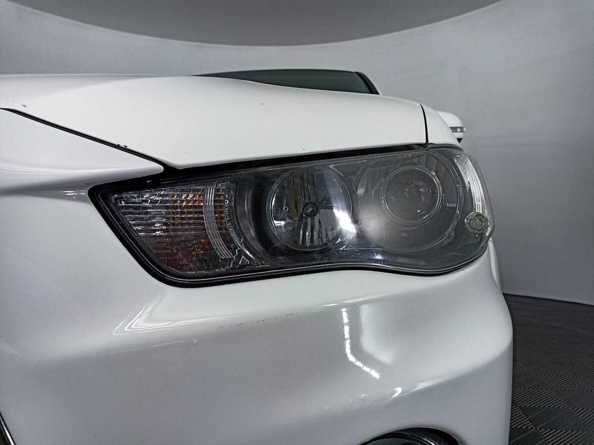 Mitsubishi Outlander, 2012 - Фото №16