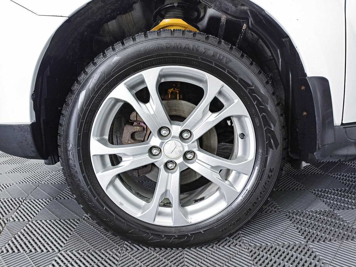 Mitsubishi Outlander, 2012 - Фото №17