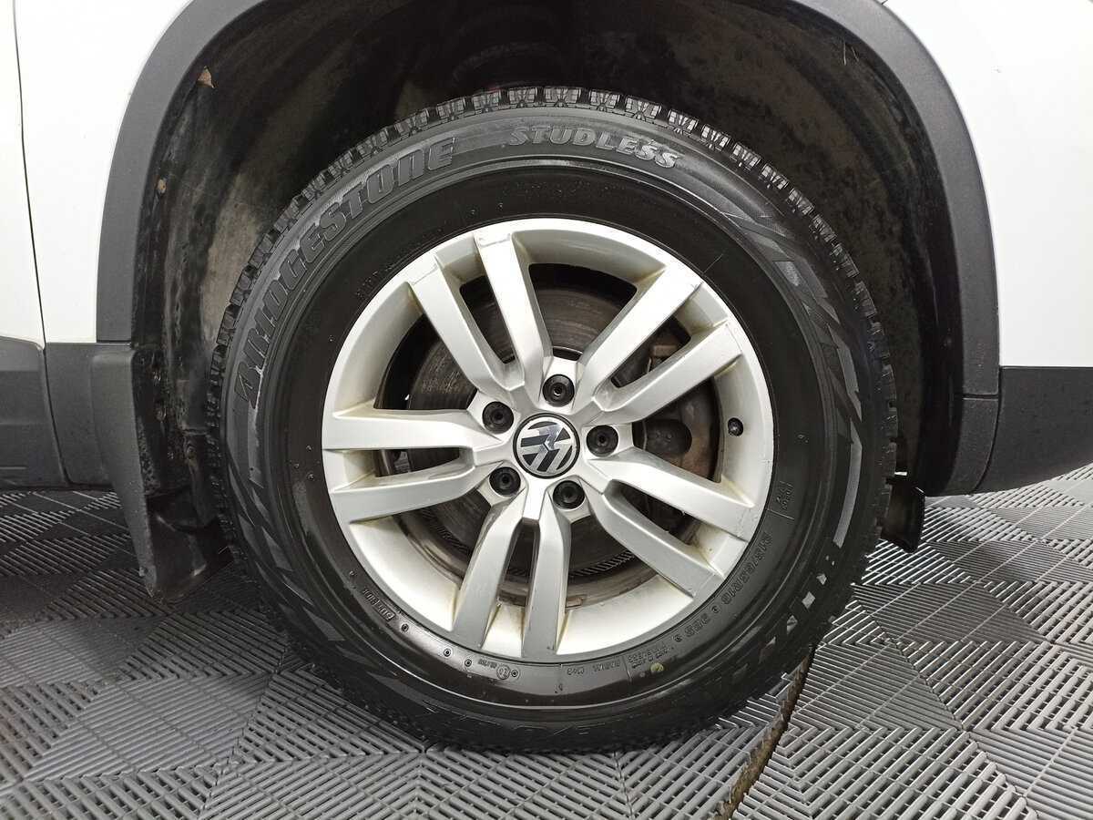 Volkswagen Tiguan, 2014 - Фото №17