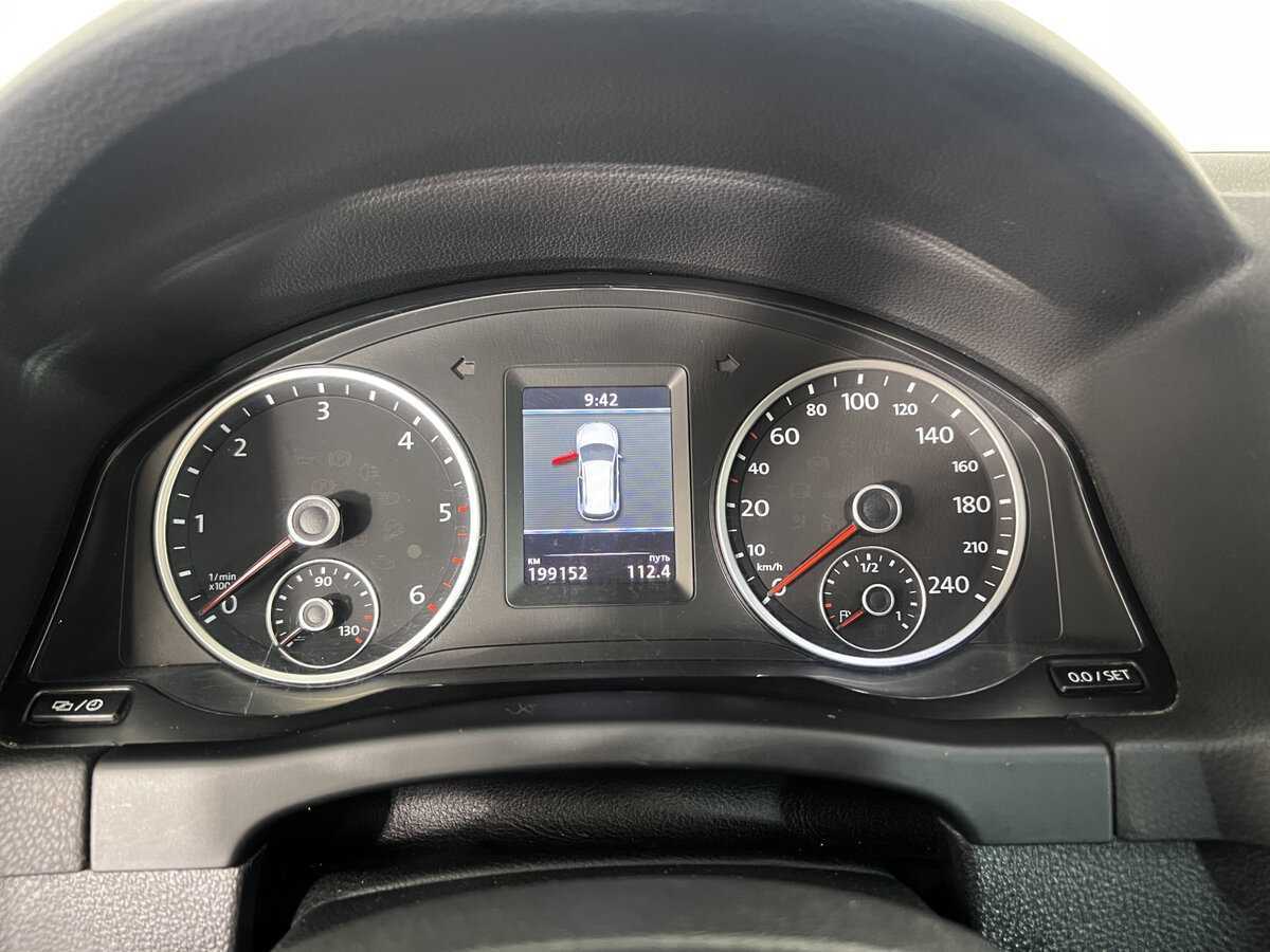 Volkswagen Tiguan, 2013 - Фото №12