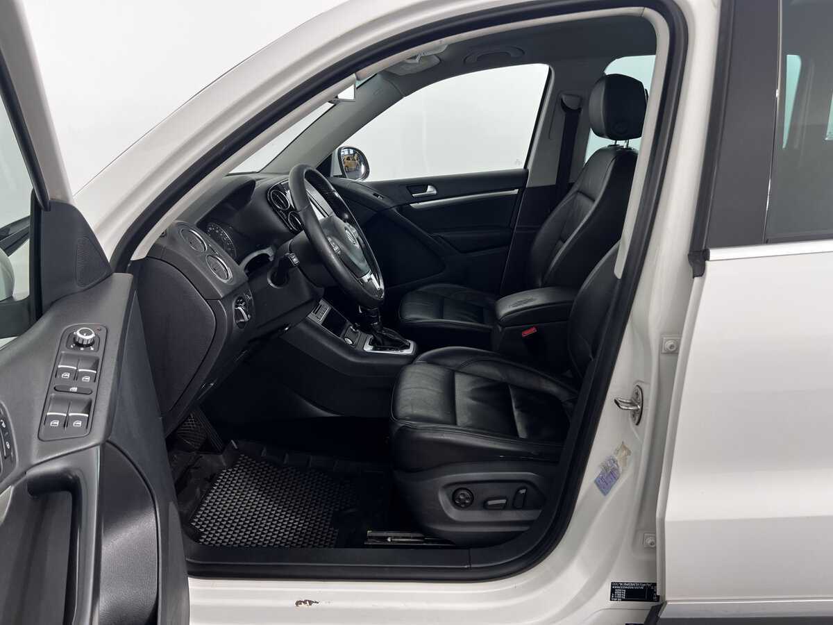 Volkswagen Tiguan, 2013 - Фото №15