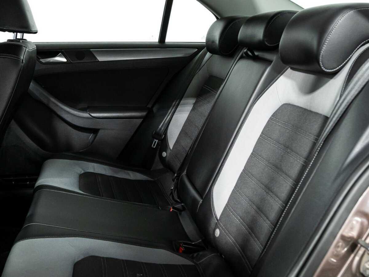 Volkswagen Jetta, 2014 - Фото №9