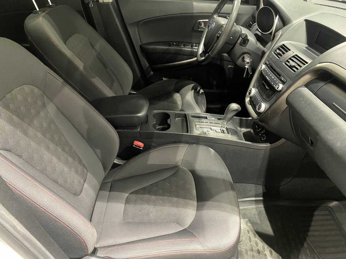 FAW Besturn X80, 2017 - Фото №8
