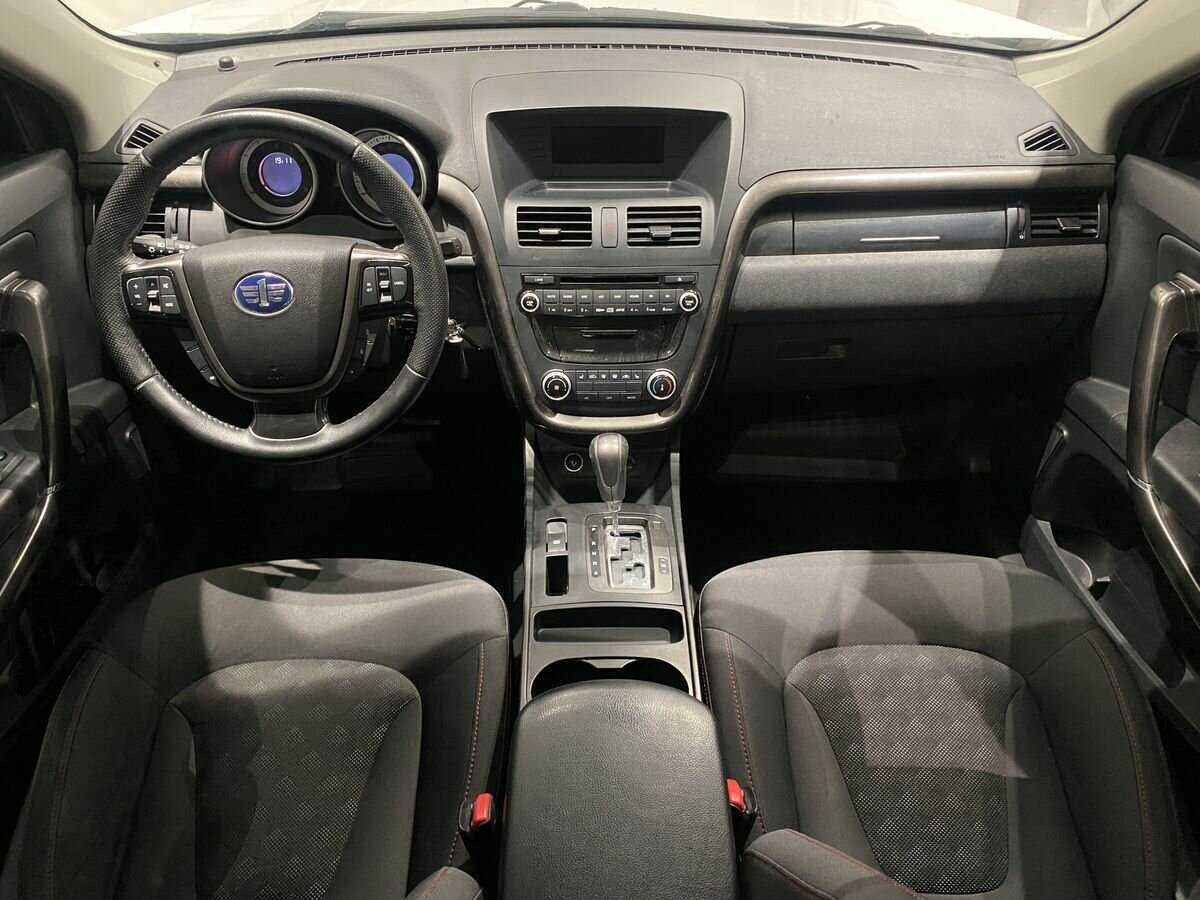 FAW Besturn X80, 2017 - Фото №9