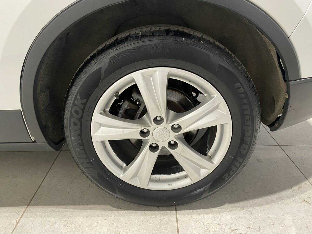 FAW Besturn X80, 2017 - Фото №11