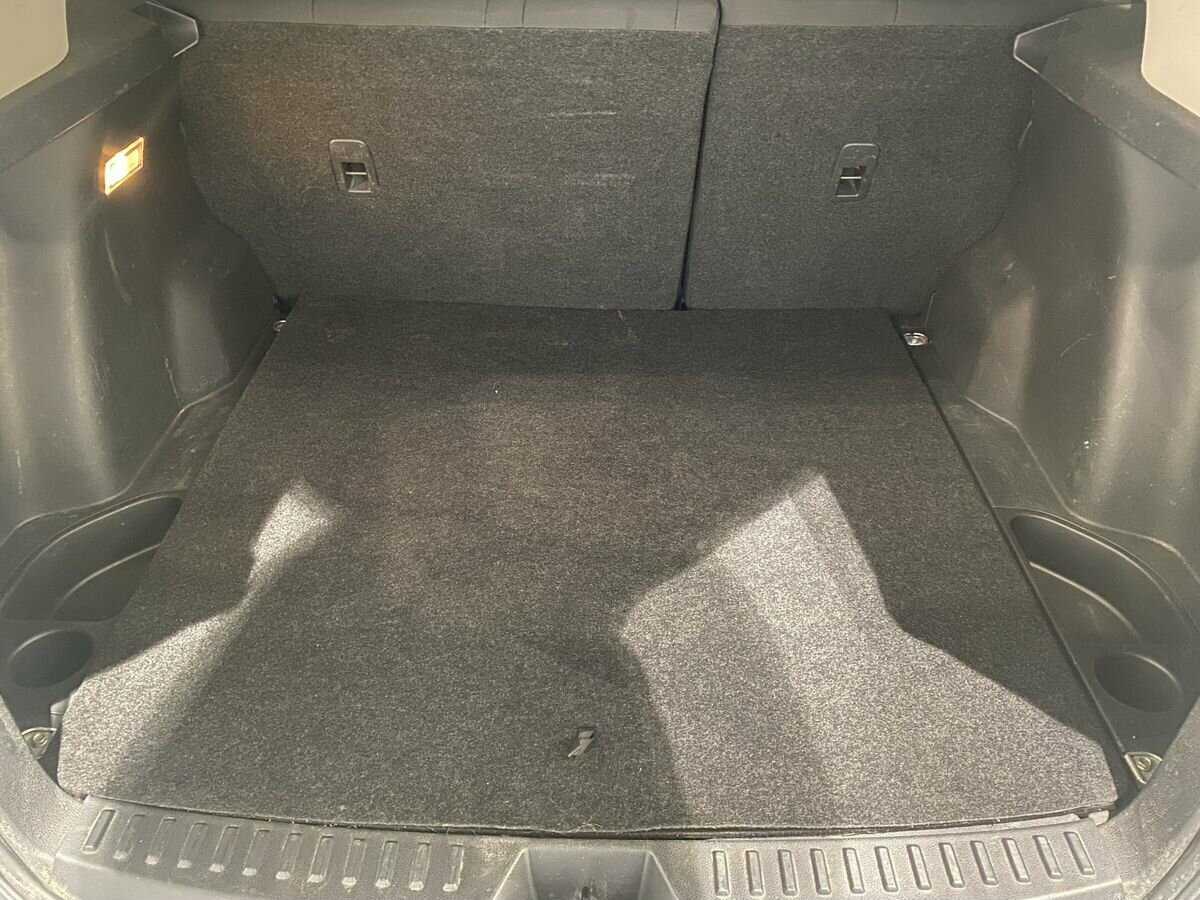 FAW Besturn X80, 2017 - Фото №12