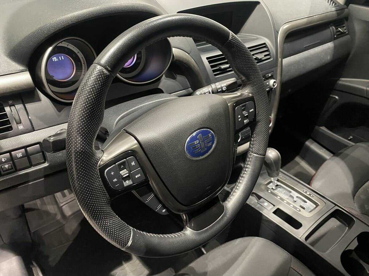 FAW Besturn X80, 2017 - Фото №13