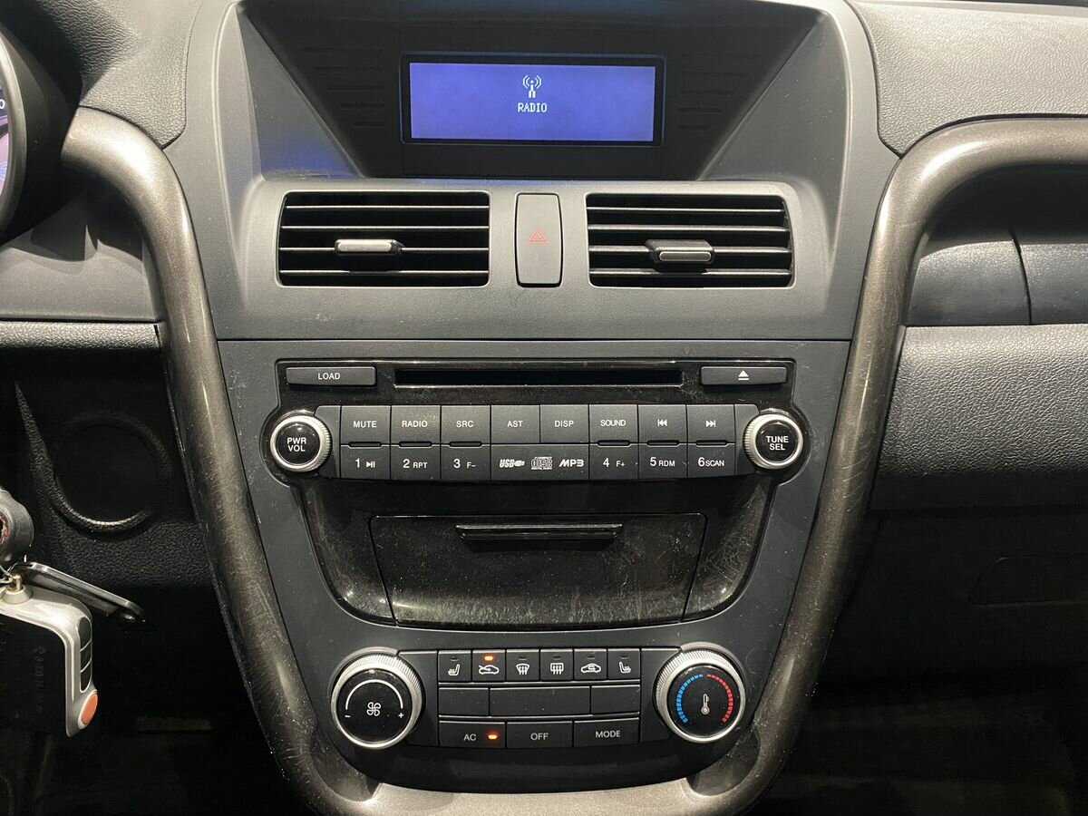 FAW Besturn X80, 2017 - Фото №14