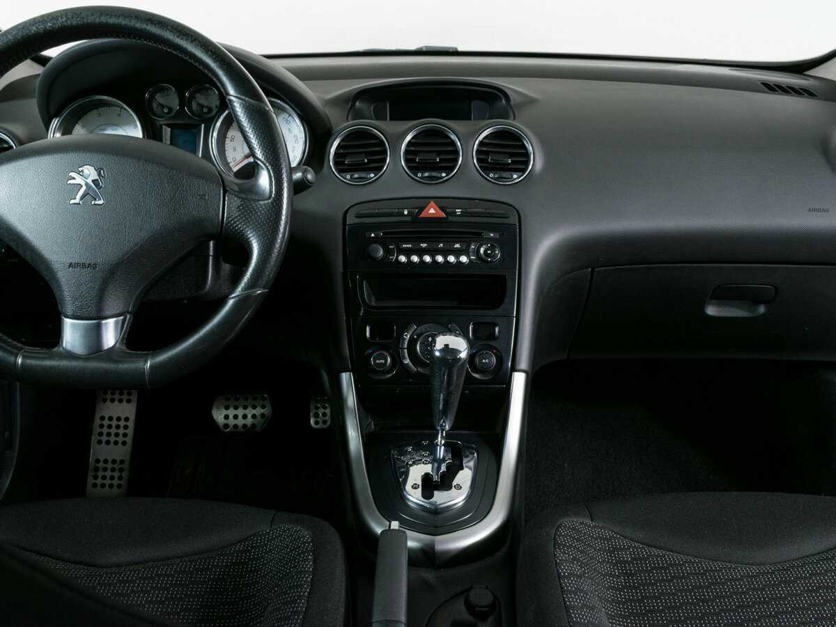 Peugeot 308, 2012 - Фото №8