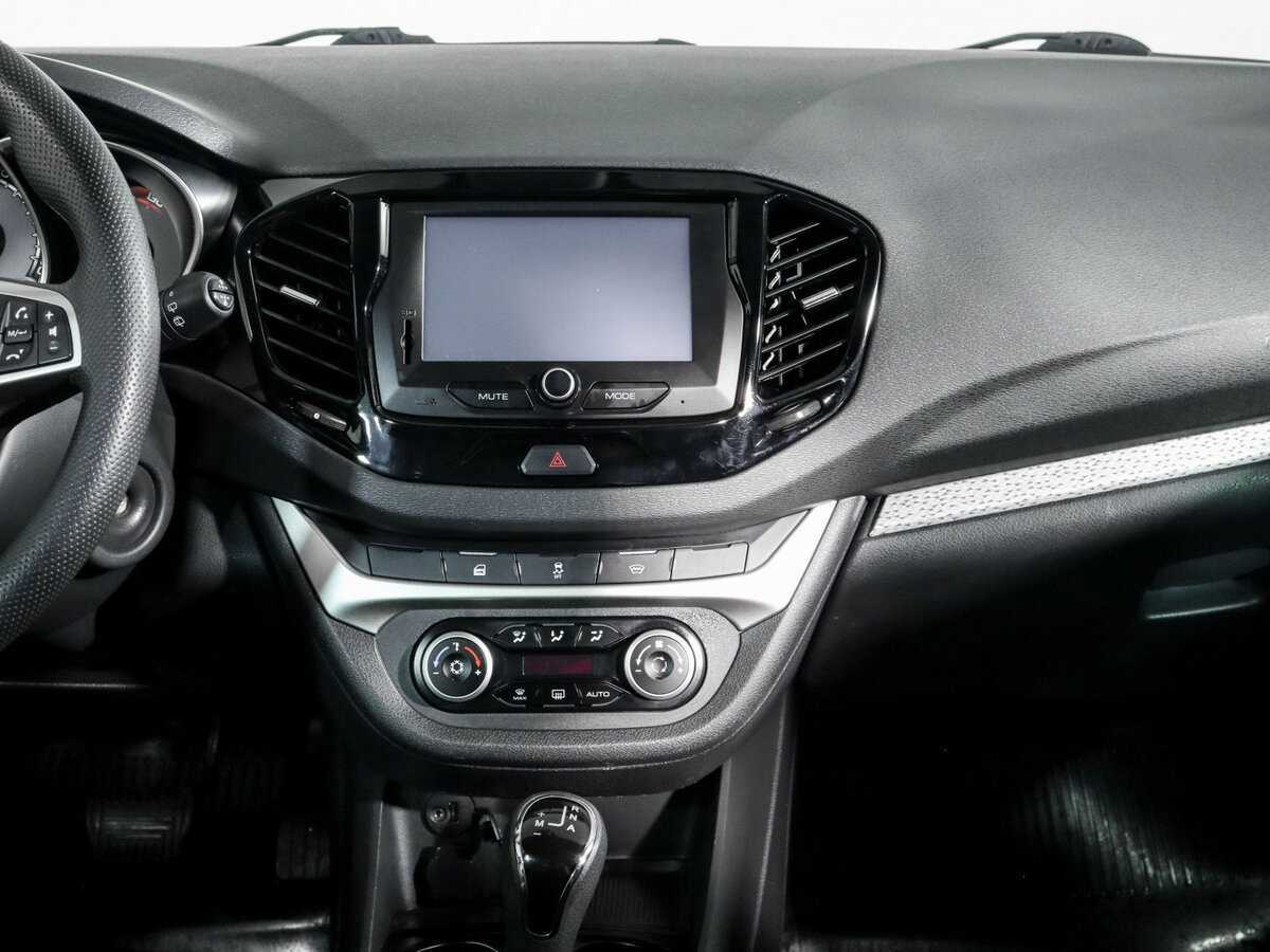 Lada (ВАЗ) Vesta SW Cross, 2018 - Фото №12