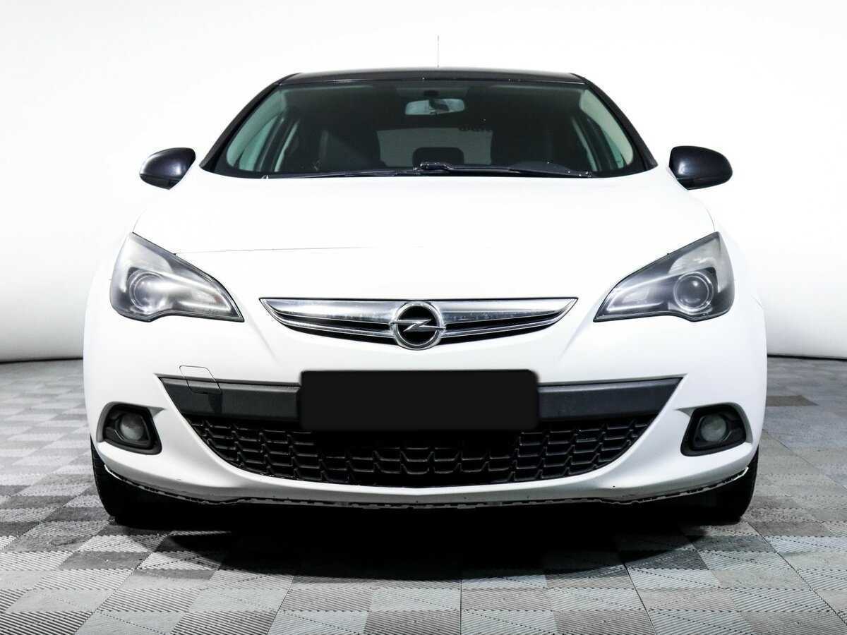 Opel Astra GTC, 2013 - Фото №1