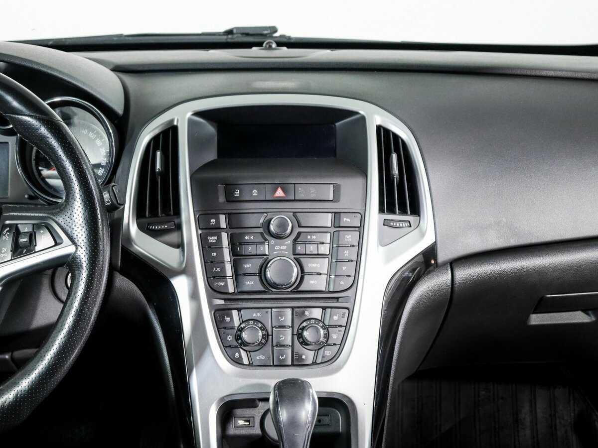 Opel Astra GTC, 2013 - Фото №8