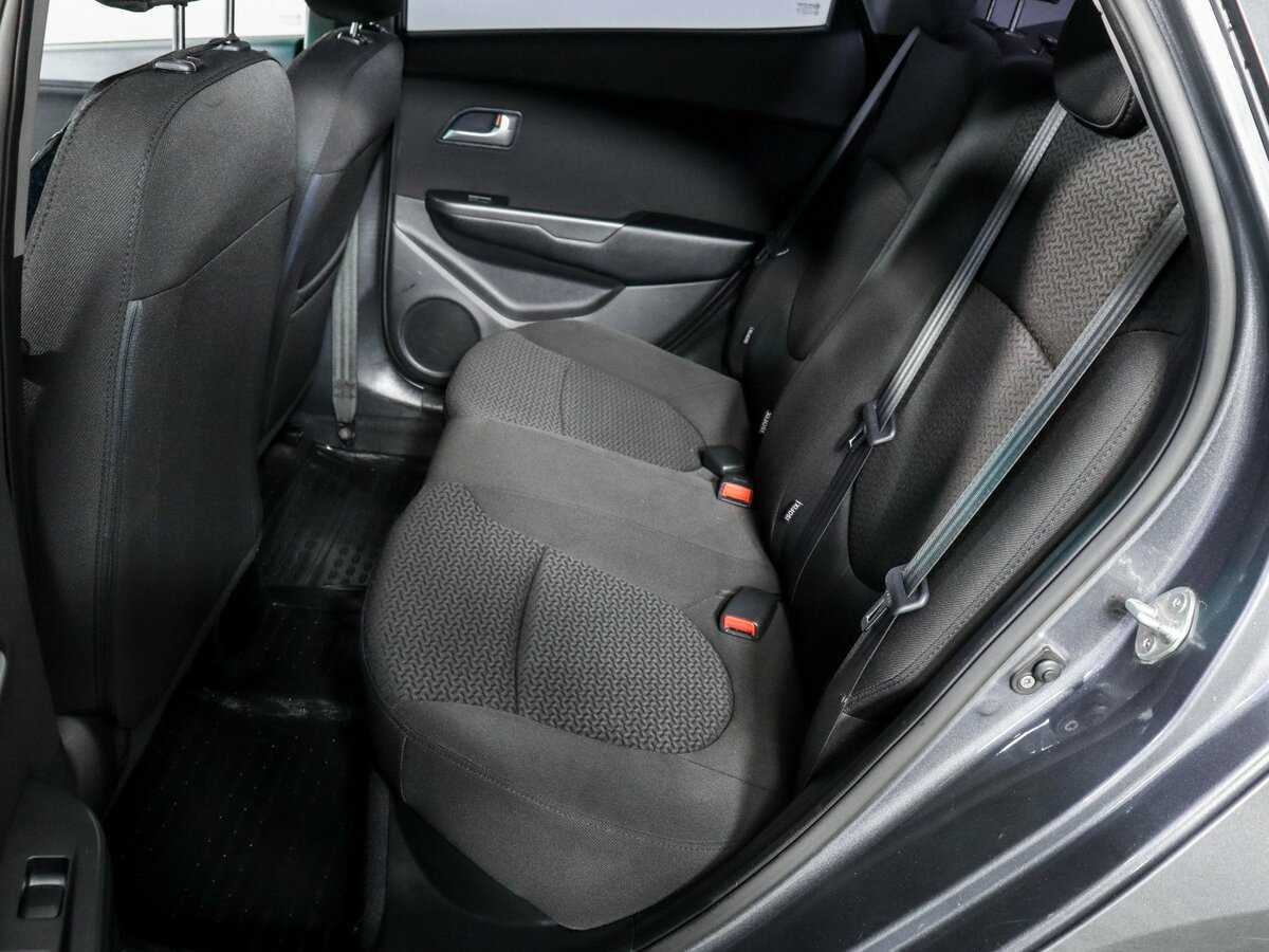 Kia Rio 4-speed, 2012 - Фото №5