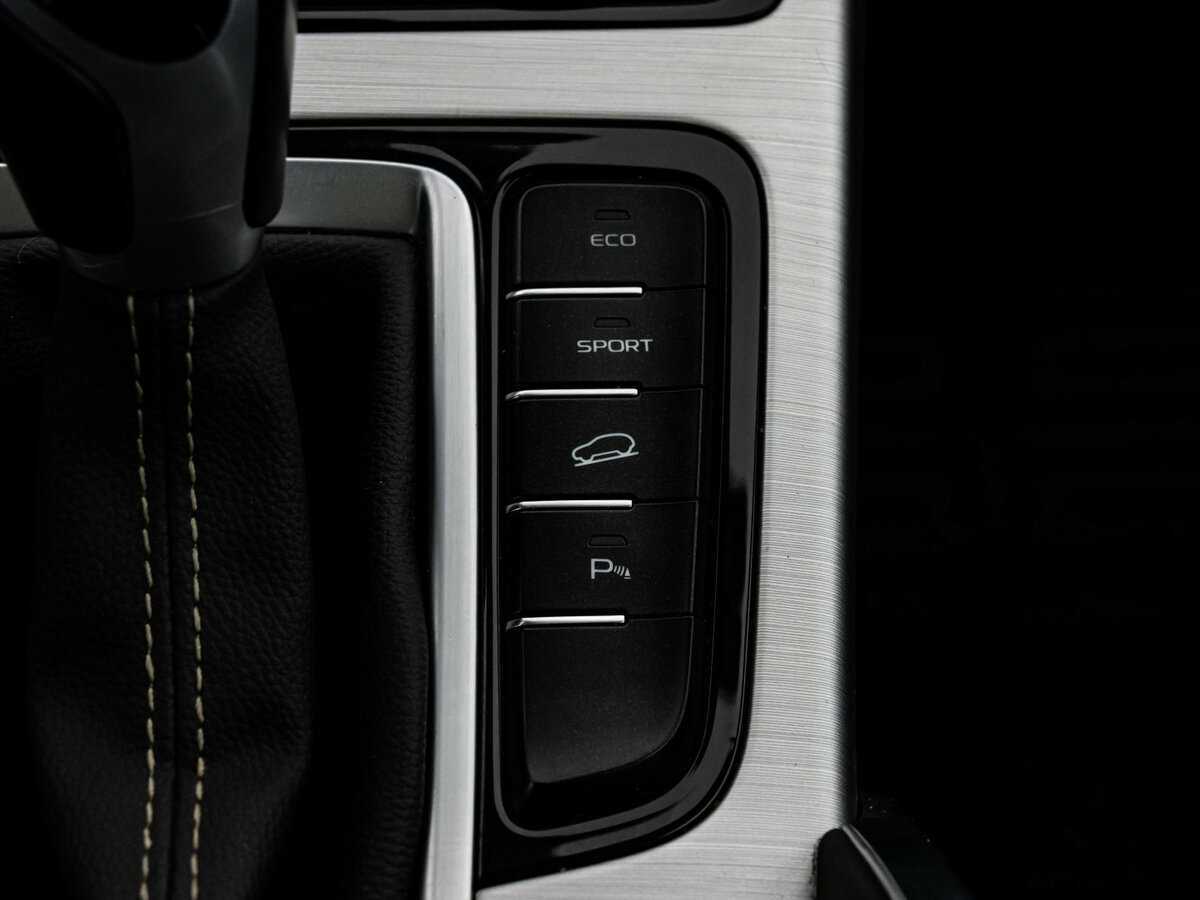 Geely Atlas, 2018 - Фото №15