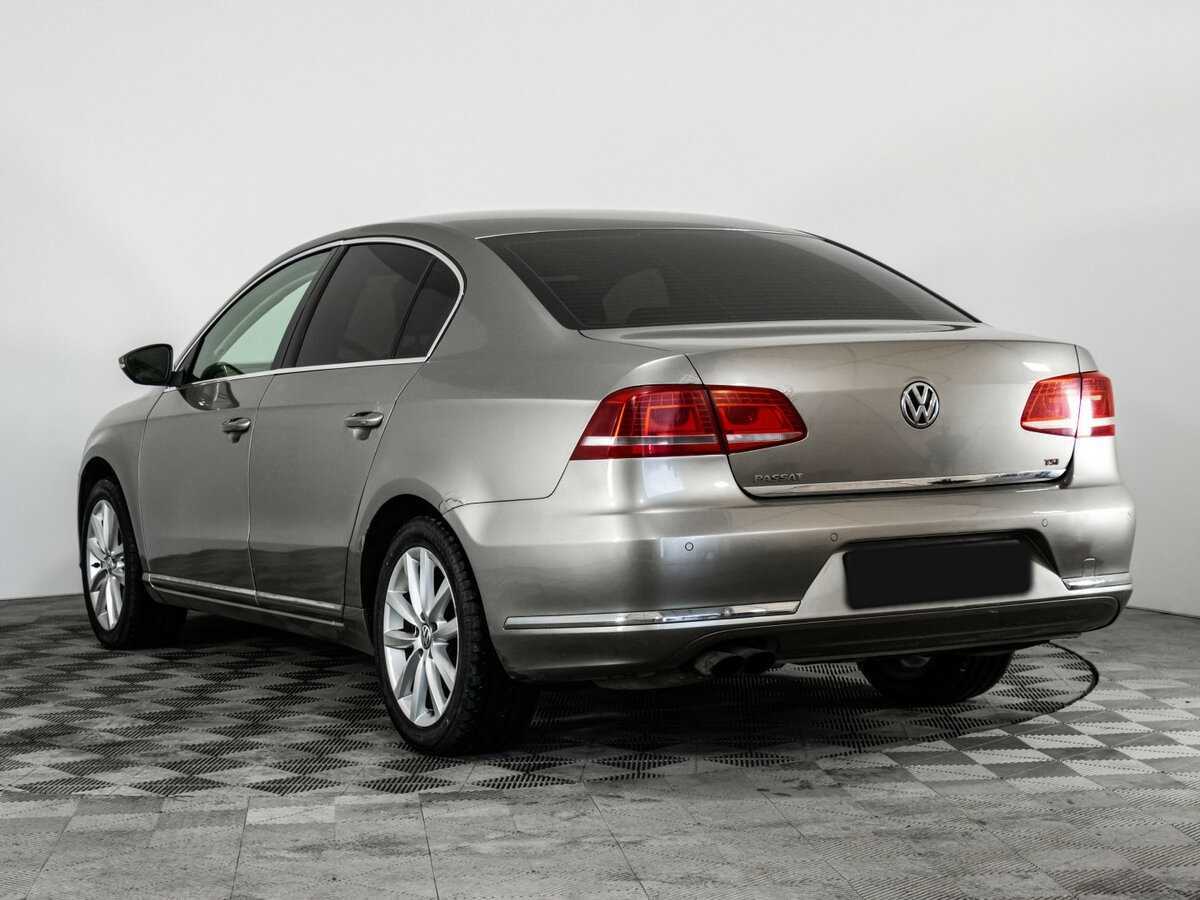 Volkswagen Passat, 2012 - Фото №4