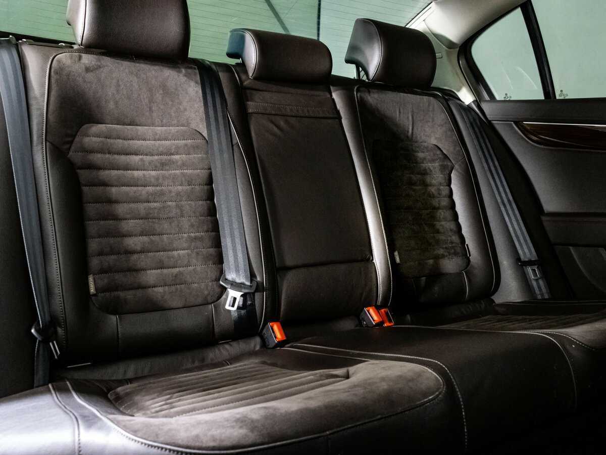 Volkswagen Passat, 2012 - Фото №17