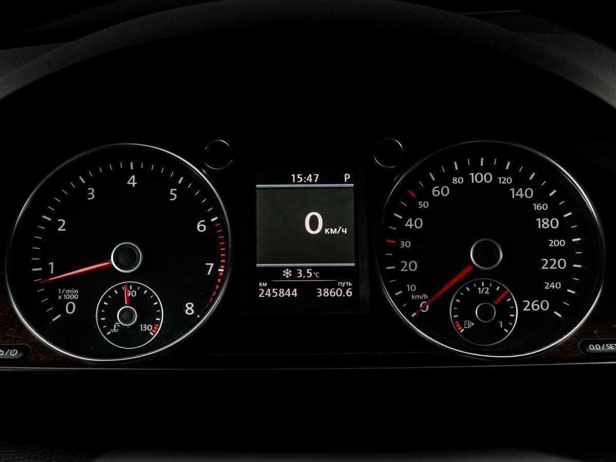 Volkswagen Passat, 2012 - Фото №20