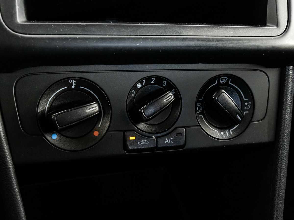 Volkswagen Polo, 2018 - Фото №11