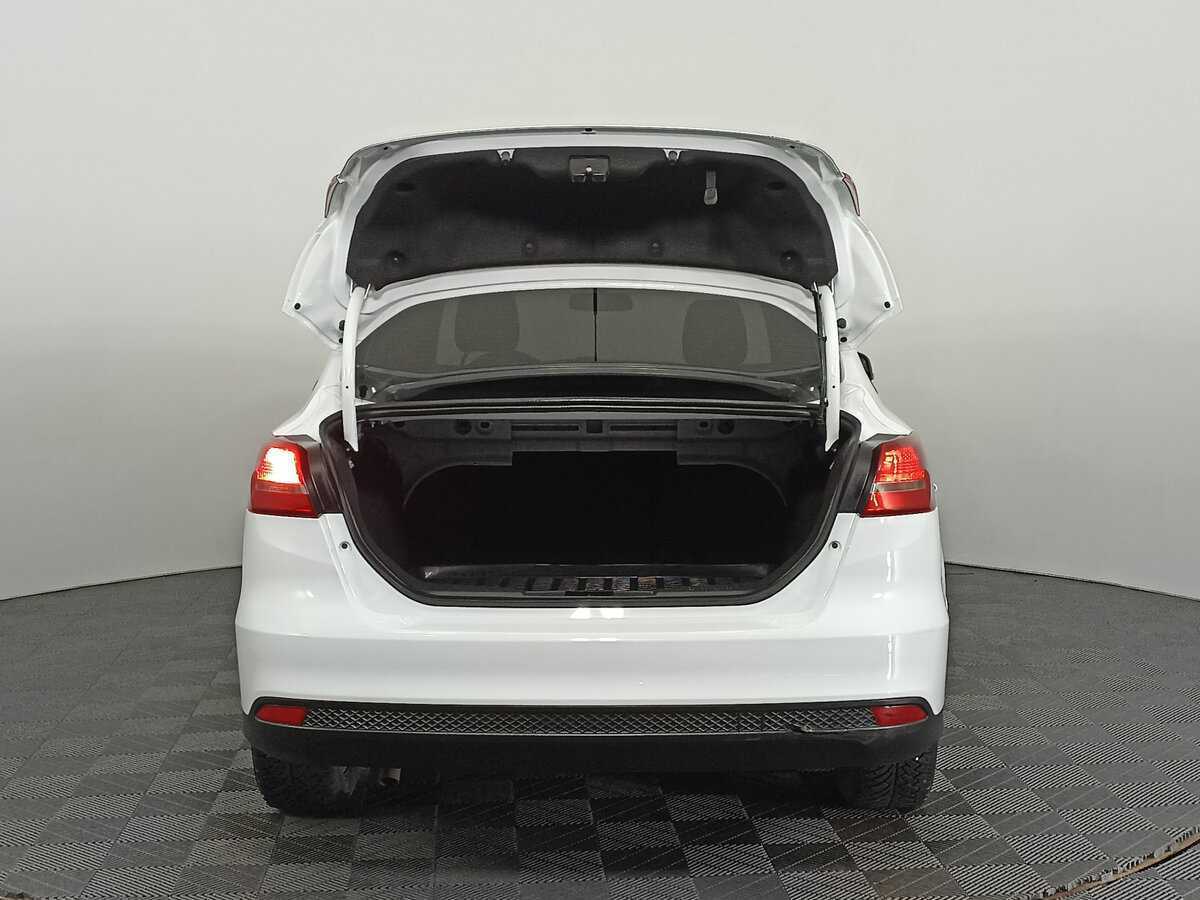 Ford Focus, 2018 - Фото №8