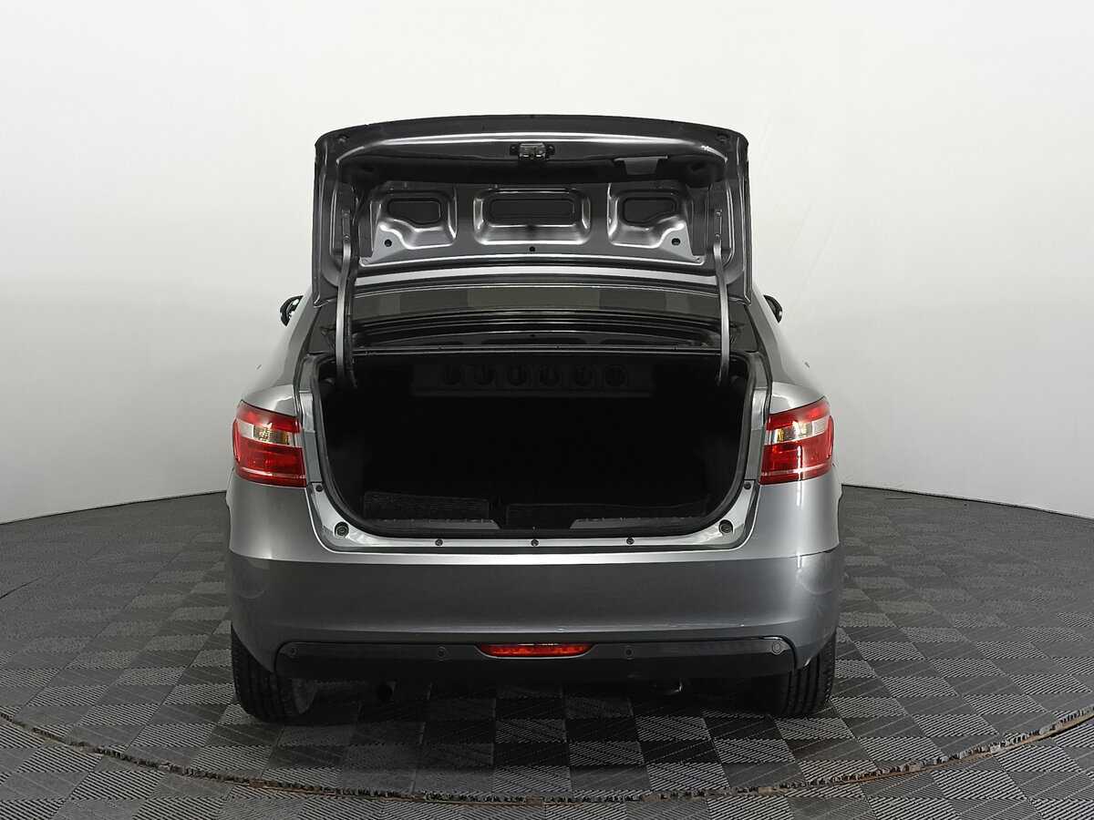 Lada (ВАЗ) Vesta, 2018 - Фото №8