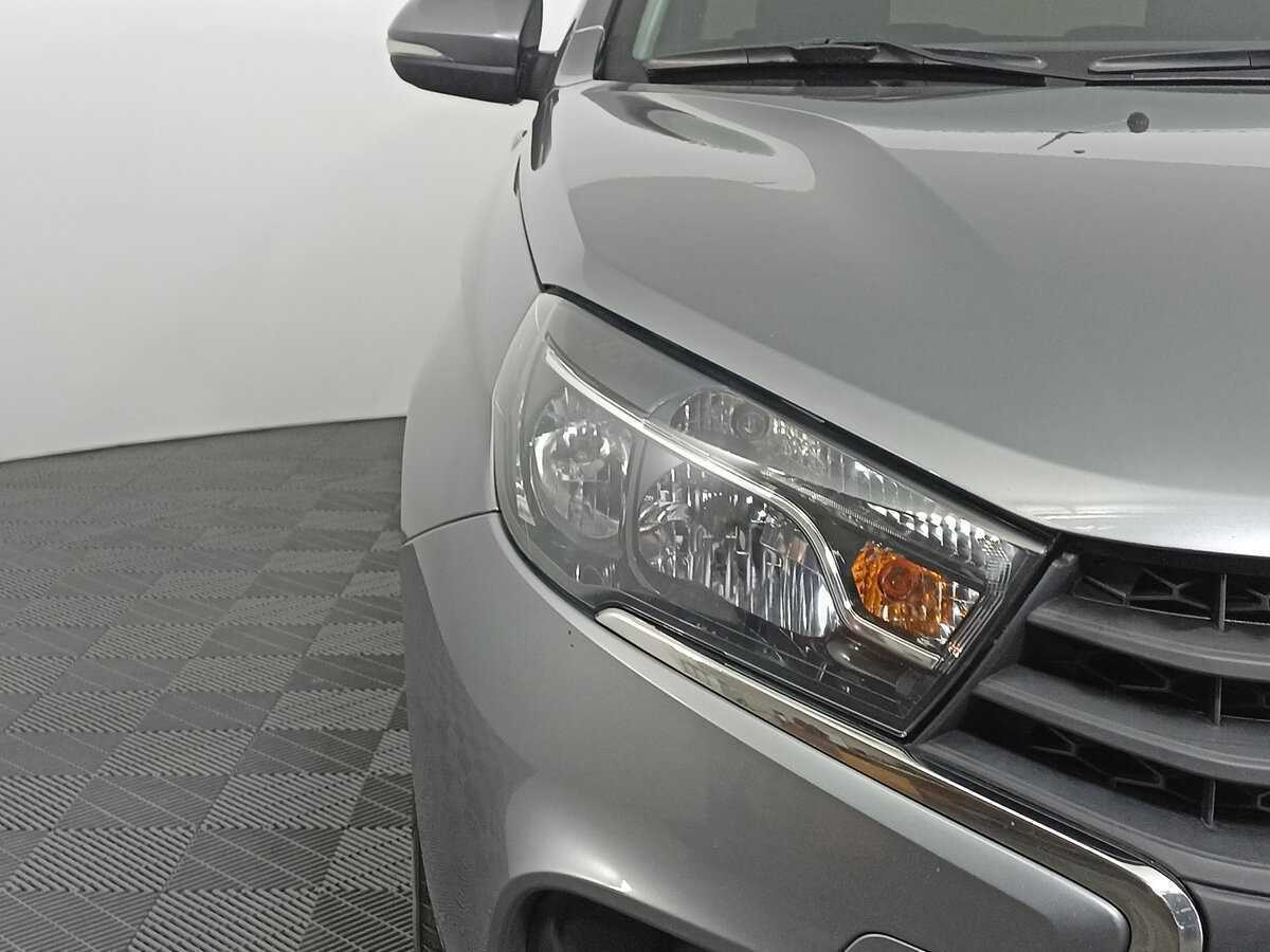 Lada (ВАЗ) Vesta, 2018 - Фото №15