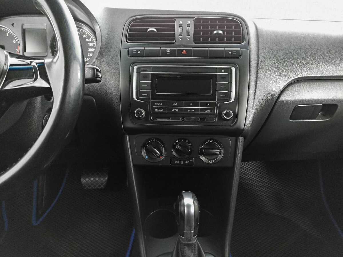 Volkswagen Polo, 2016 - Фото №14