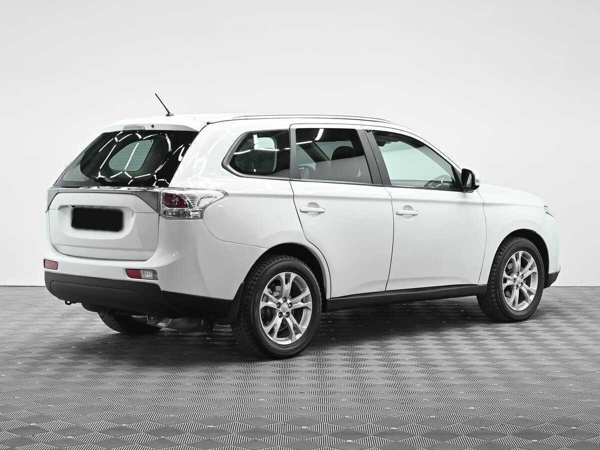 Mitsubishi Outlander, 2012 - Фото №1