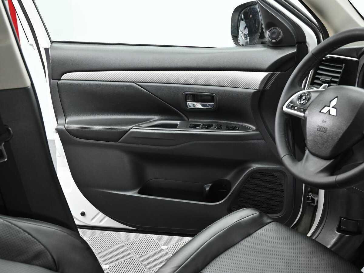 Mitsubishi Outlander, 2012 - Фото №5