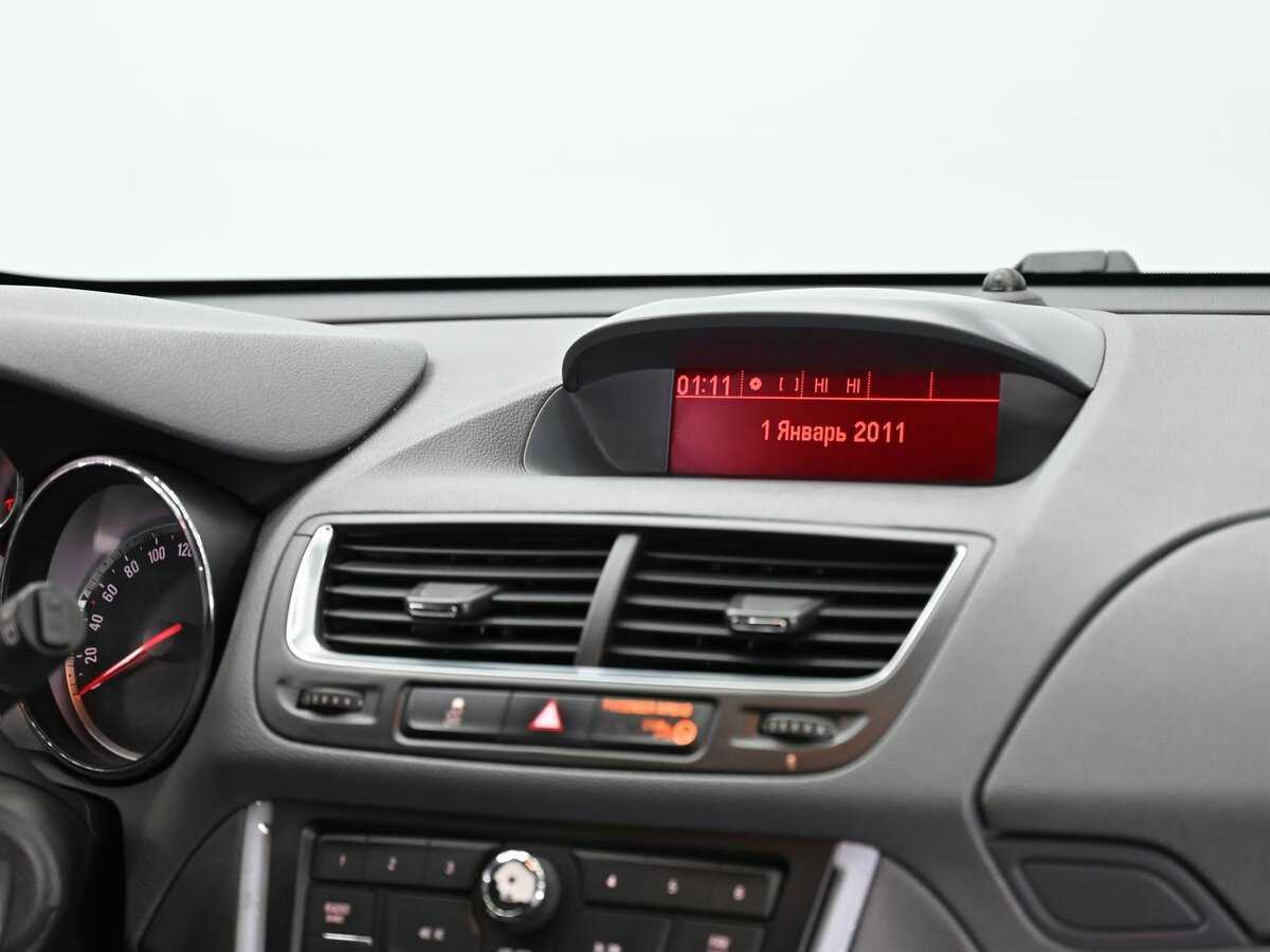 Opel Mokka, 2013 - Фото №8