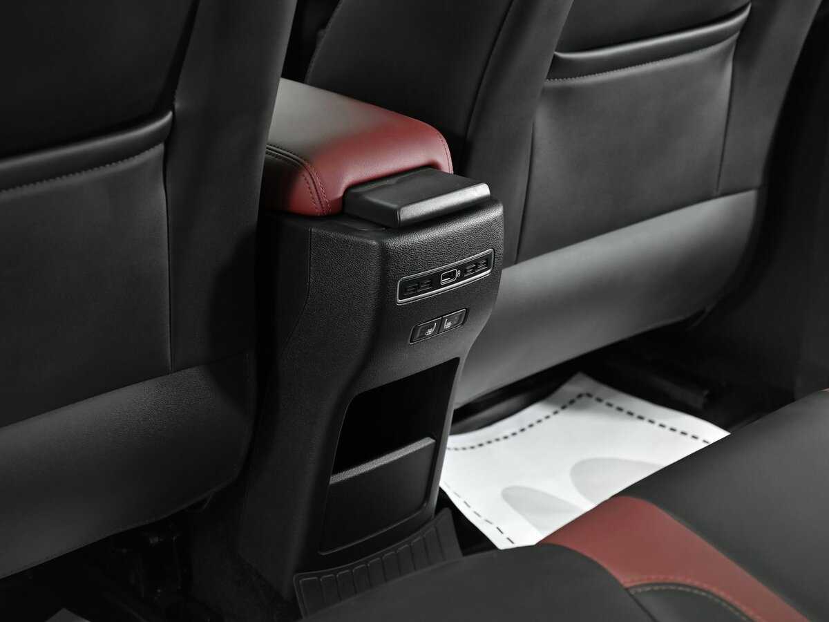 Geely Coolray, 2022 - Фото №16