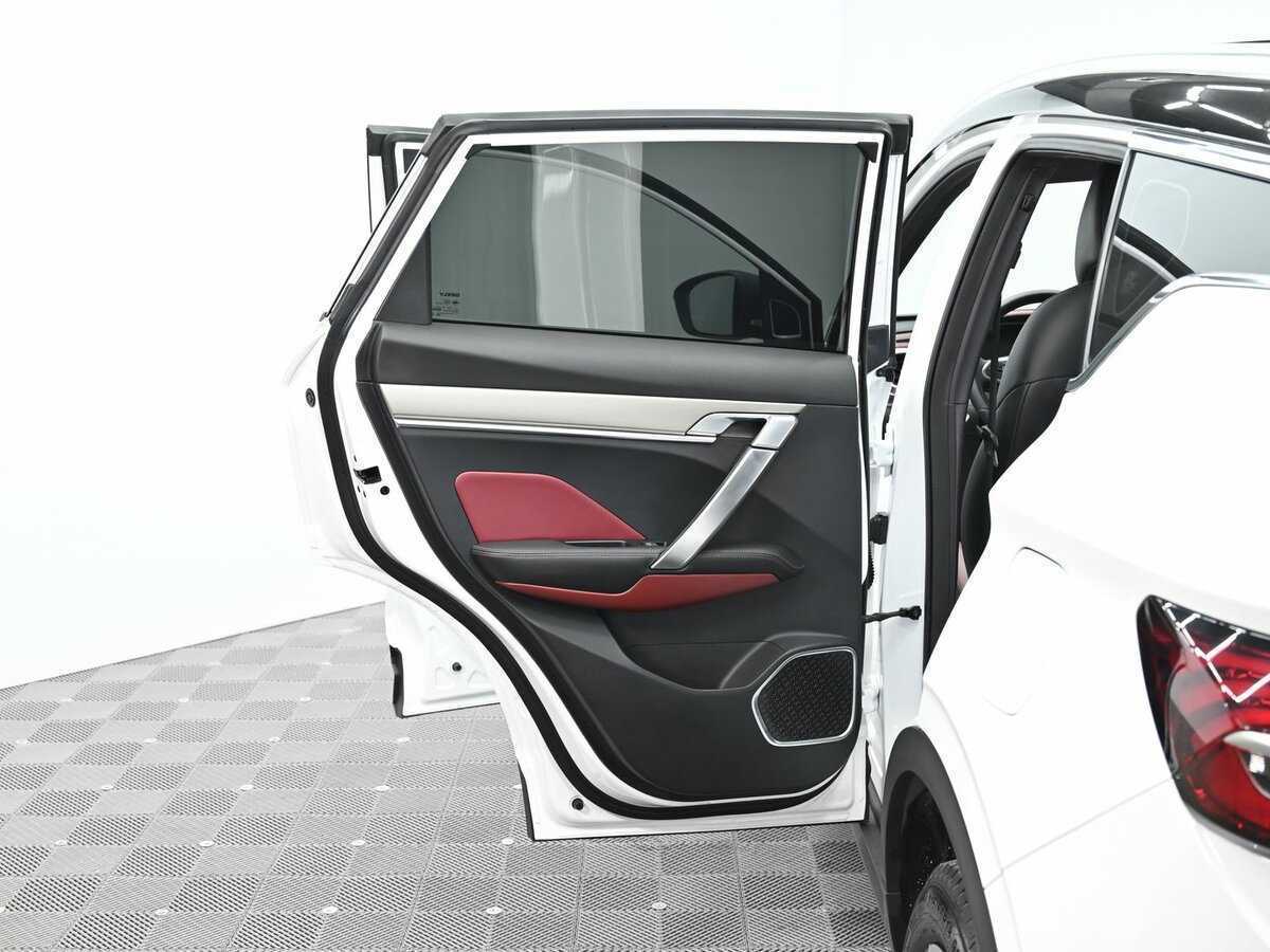 Geely Coolray, 2022 - Фото №18