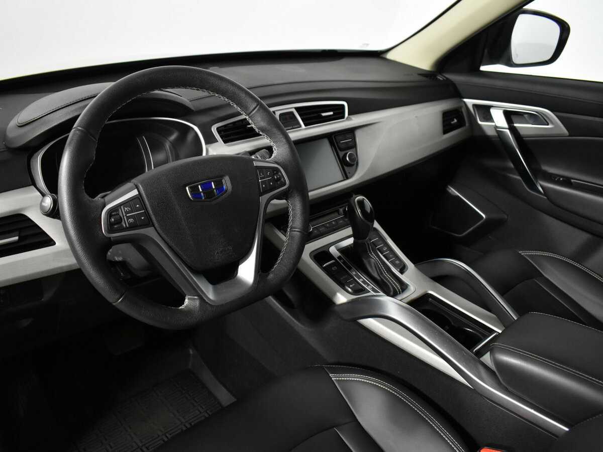 Geely Atlas, 2021 - Фото №8