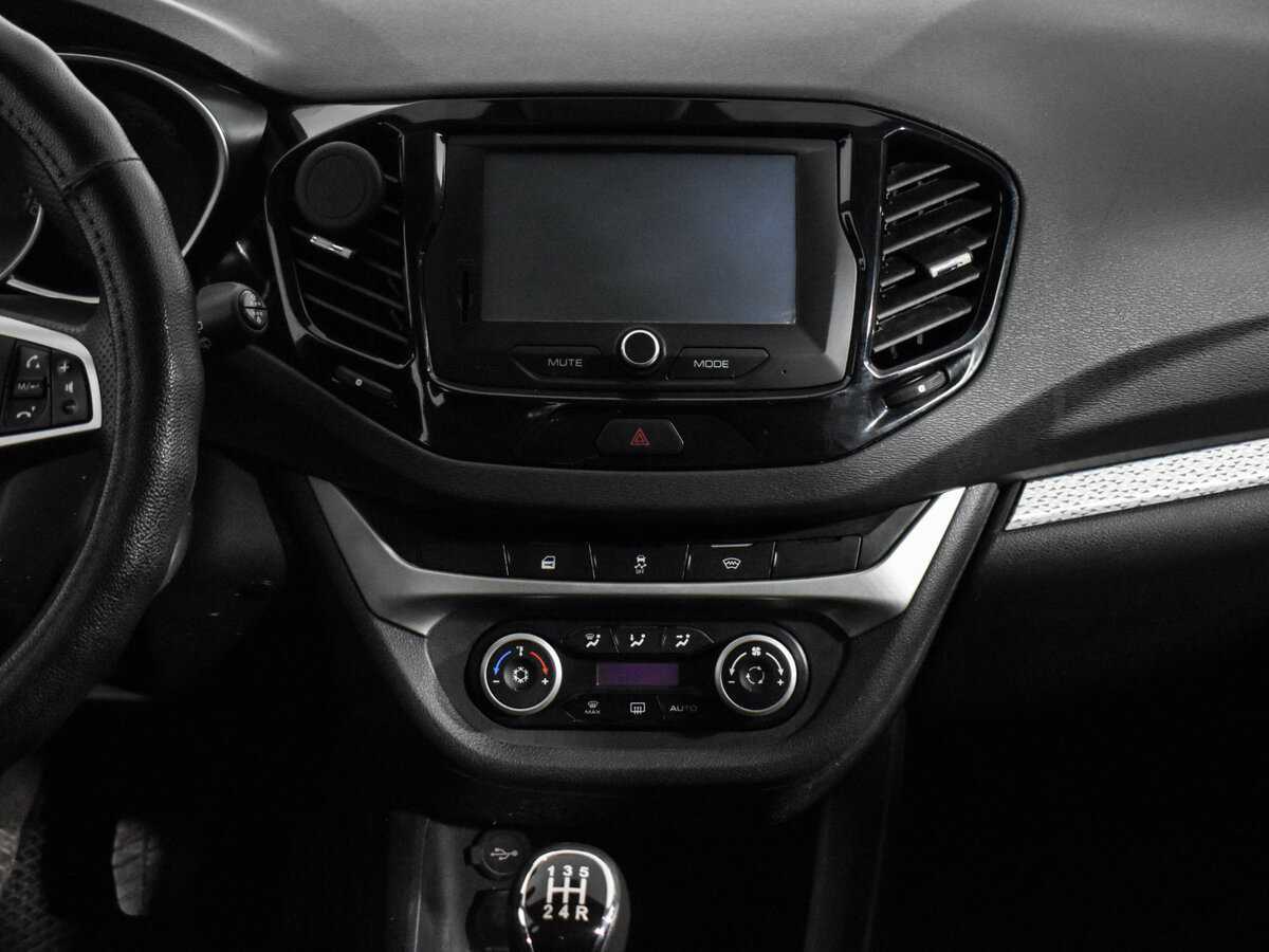 Lada (ВАЗ) Vesta SW Cross, 2019 - Фото №13