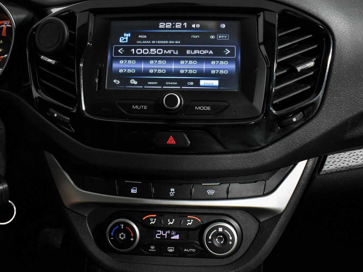 Lada (ВАЗ) Vesta SW Cross, 2019 - Фото №15