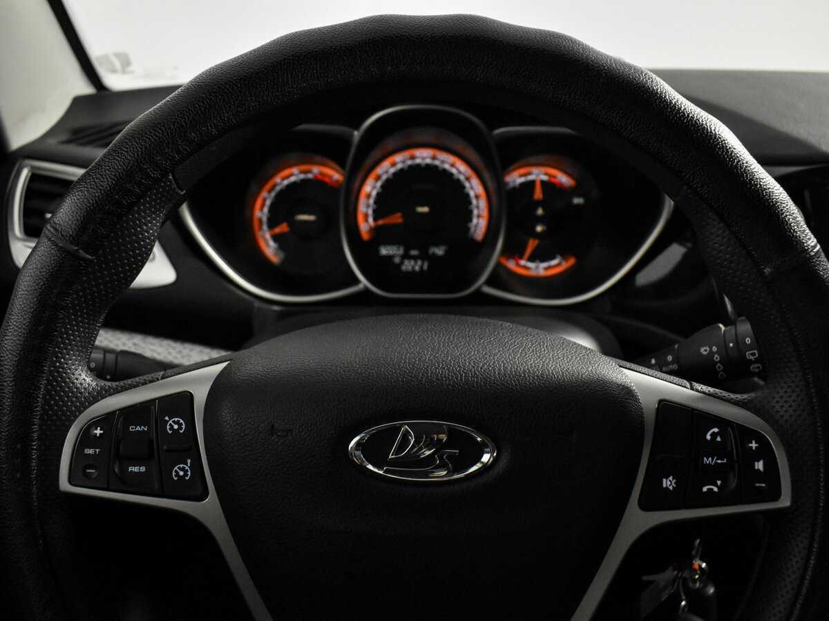 Lada (ВАЗ) Vesta SW Cross, 2019 - Фото №17