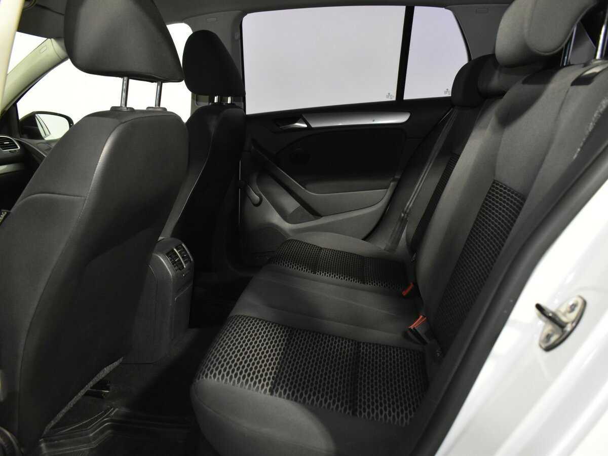 Volkswagen Golf, 2012 - Фото №18