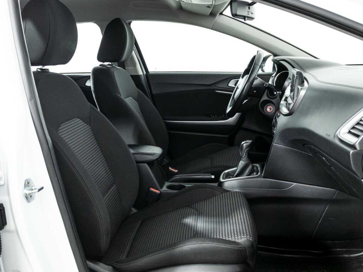Kia Ceed, 2020 - Фото №15