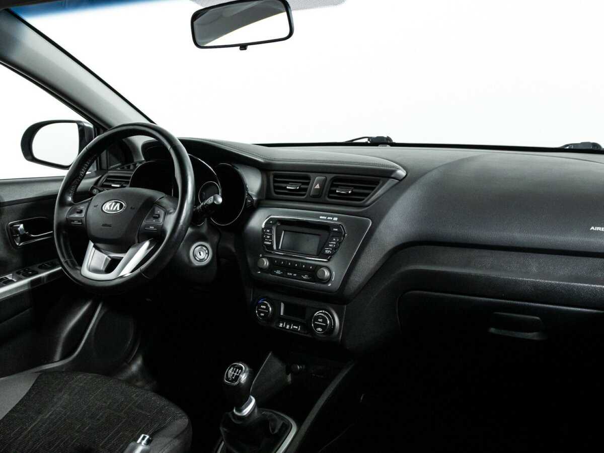Kia Rio 5-speed, 2013 - Фото №8